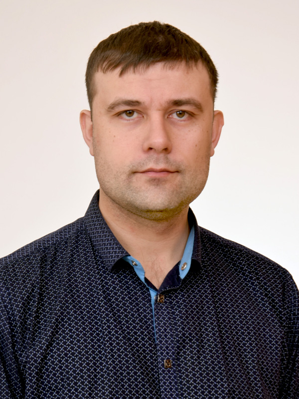 Востриков Дмитрий Алексеевич